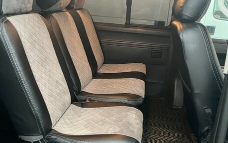 Volkswagen Caravelle T5, 2011 год, 1 600 000 рублей, 6 фотография