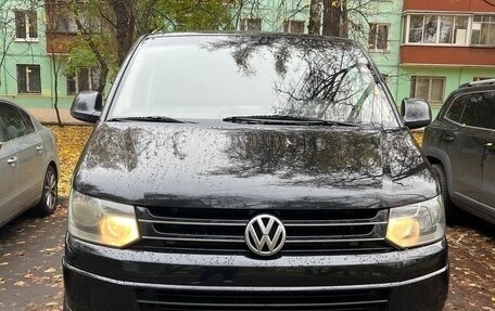 Volkswagen Caravelle T5, 2011 год, 1 600 000 рублей, 11 фотография
