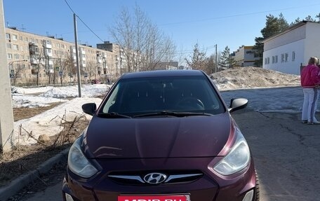 Hyundai Solaris II рестайлинг, 2011 год, 620 000 рублей, 2 фотография