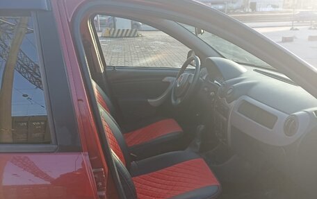 Renault Sandero I, 2014 год, 740 000 рублей, 3 фотография