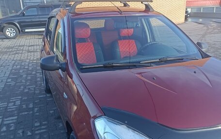 Renault Sandero I, 2014 год, 740 000 рублей, 2 фотография