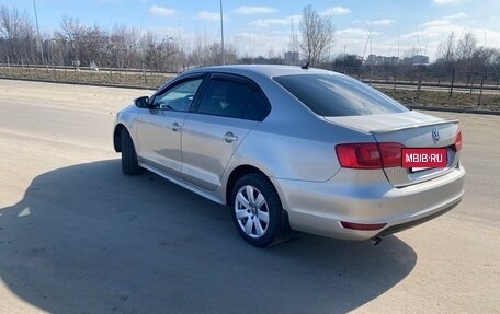 Volkswagen Jetta VI, 2012 год, 1 099 000 рублей, 4 фотография