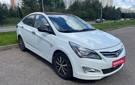 Hyundai Solaris II рестайлинг, 2014 год, 1 050 000 рублей, 1 фотография