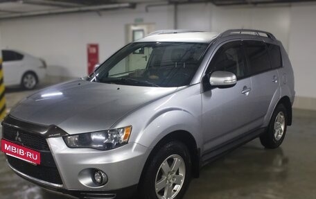 Mitsubishi Outlander III рестайлинг 3, 2010 год, 1 125 000 рублей, 3 фотография
