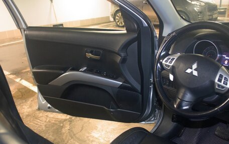 Mitsubishi Outlander III рестайлинг 3, 2010 год, 1 125 000 рублей, 23 фотография