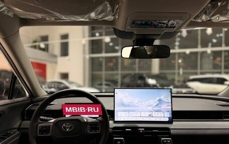 Toyota RAV4, 2026 год, 5 300 000 рублей, 13 фотография