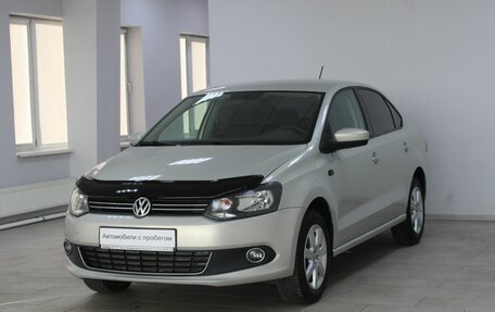Volkswagen Polo VI (EU Market), 2013 год, 809 900 рублей, 3 фотография
