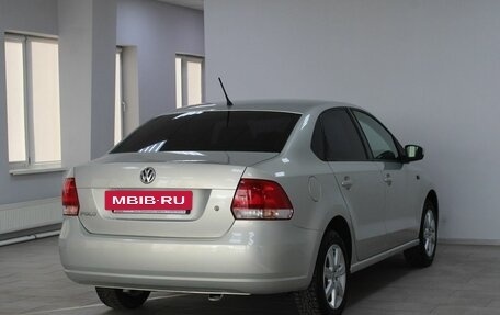 Volkswagen Polo VI (EU Market), 2013 год, 809 900 рублей, 4 фотография