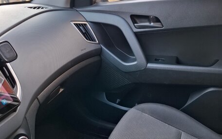 Hyundai Creta I рестайлинг, 2019 год, 1 820 000 рублей, 6 фотография