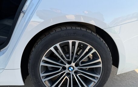 BMW 5 серия, 2019 год, 2 750 000 рублей, 15 фотография