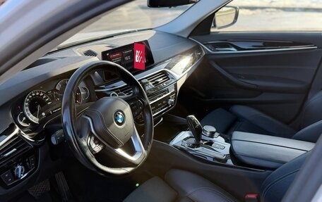 BMW 5 серия, 2019 год, 2 750 000 рублей, 10 фотография