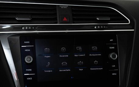 Volkswagen Tiguan II, 2019 год, 2 248 000 рублей, 10 фотография