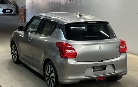 Suzuki Swift V, 2019 год, 990 000 рублей, 3 фотография