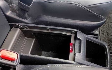 Toyota Esquire I, 2018 год, 1 990 000 рублей, 17 фотография