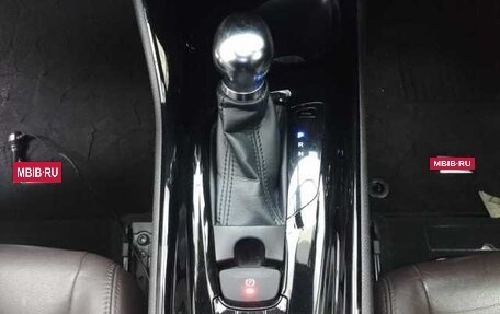 Toyota C-HR I рестайлинг, 2017 год, 1 780 000 рублей, 13 фотография