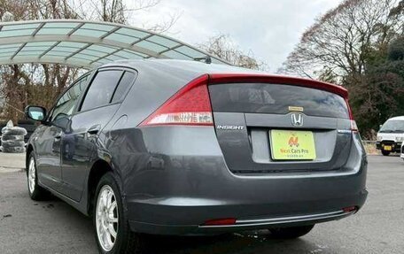 Honda Insight II рестайлинг, 2010 год, 795 000 рублей, 6 фотография