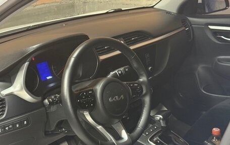 KIA Rio IV, 2021 год, 1 850 000 рублей, 3 фотография