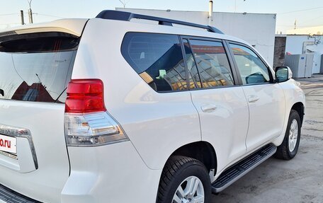 Toyota Land Cruiser Prado 150 рестайлинг 2, 2010 год, 2 899 000 рублей, 8 фотография