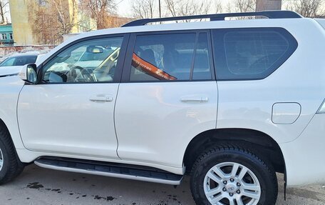 Toyota Land Cruiser Prado 150 рестайлинг 2, 2010 год, 2 899 000 рублей, 19 фотография