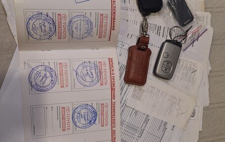 Toyota Land Cruiser Prado 150 рестайлинг 2, 2010 год, 2 899 000 рублей, 40 фотография