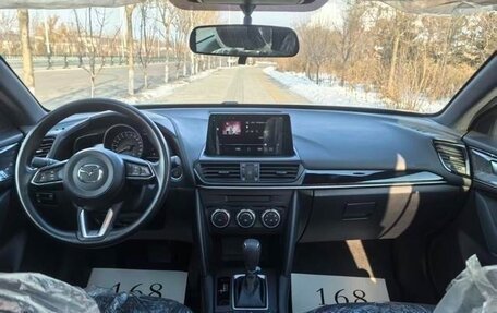 Mazda CX-4, 2023 год, 2 235 000 рублей, 8 фотография