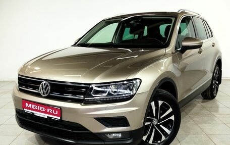 Volkswagen Tiguan II, 2019 год, 2 565 000 рублей, 1 фотография