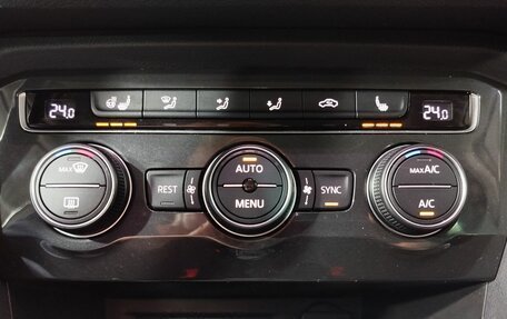 Volkswagen Tiguan II, 2019 год, 2 565 000 рублей, 17 фотография