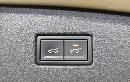 Volkswagen Tiguan II, 2019 год, 2 565 000 рублей, 27 фотография