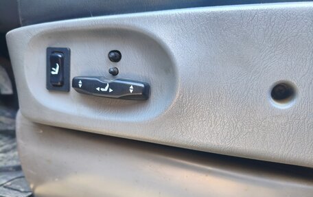 KIA Carnival III, 2002 год, 310 000 рублей, 9 фотография