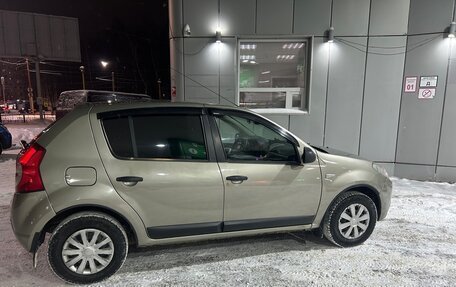 Renault Sandero I, 2010 год, 399 000 рублей, 3 фотография