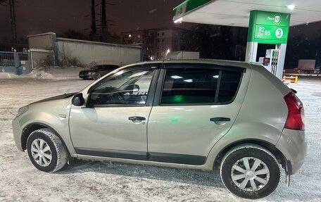 Renault Sandero I, 2010 год, 399 000 рублей, 2 фотография