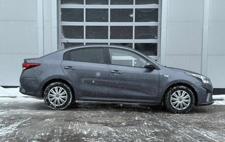 KIA Rio IV, 2021 год, 1 516 000 рублей, 6 фотография