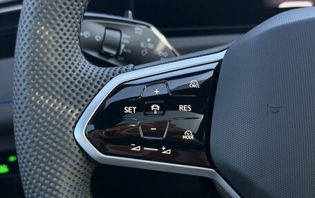 Volkswagen Tiguan, 2026 год, 4 950 000 рублей, 28 фотография