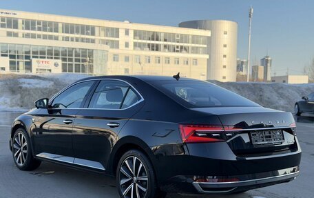 Skoda Superb III рестайлинг, 2025 год, 3 200 000 рублей, 4 фотография