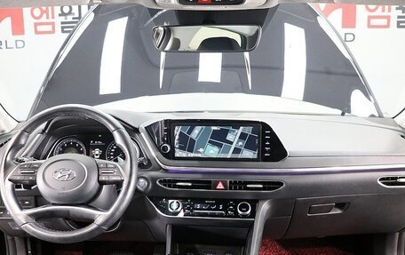 Hyundai Sonata VIII, 2022 год, 1 950 000 рублей, 7 фотография