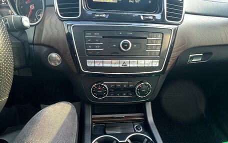 Mercedes-Benz GLS, 2016 год, 3 250 000 рублей, 7 фотография