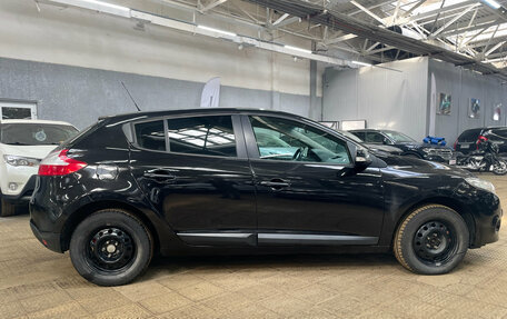 Renault Megane III, 2011 год, 565 000 рублей, 4 фотография