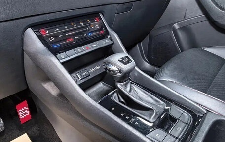 Skoda Karoq I, 2023 год, 2 364 757 рублей, 12 фотография