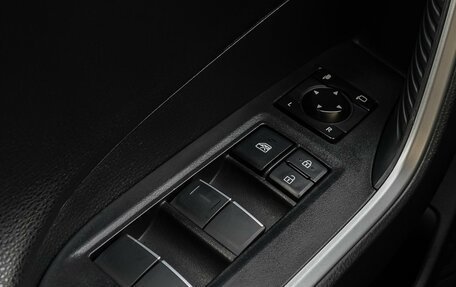 Toyota RAV4, 2021 год, 3 290 000 рублей, 16 фотография