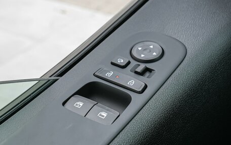 Hyundai Staria, 2024 год, 5 690 000 рублей, 21 фотография