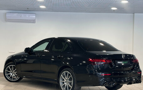 Mercedes-Benz E-Класс, 2021 год, 5 090 000 рублей, 4 фотография