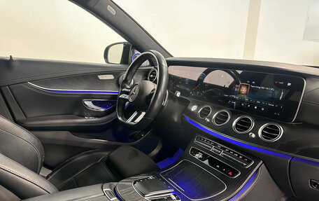 Mercedes-Benz E-Класс, 2021 год, 5 090 000 рублей, 10 фотография