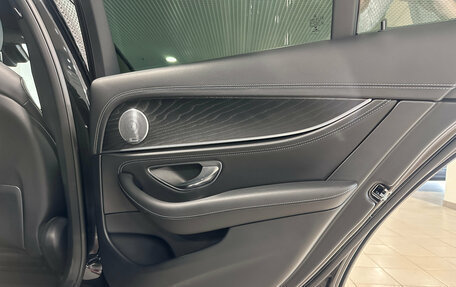 Mercedes-Benz E-Класс, 2021 год, 5 090 000 рублей, 23 фотография