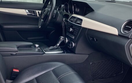 Mercedes-Benz C-Класс, 2012 год, 2 300 000 рублей, 14 фотография