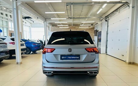 Volkswagen Tiguan II, 2021 год, 3 999 900 рублей, 5 фотография