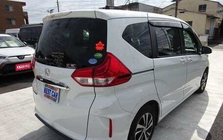 Honda Freed II, 2018 год, 1 540 000 рублей, 6 фотография