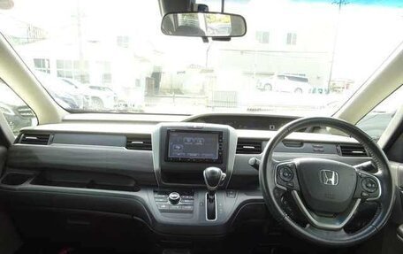 Honda Freed II, 2018 год, 1 540 000 рублей, 10 фотография