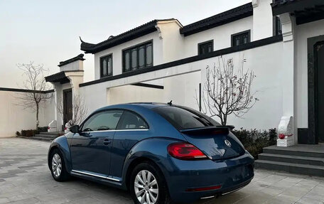 Volkswagen Beetle, 2018 год, 980 000 рублей, 3 фотография