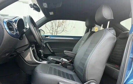 Volkswagen Beetle, 2018 год, 980 000 рублей, 5 фотография