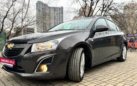 Chevrolet Cruze II, 2013 год, 980 000 рублей, 4 фотография